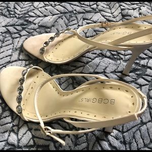 BCBG strappy rhinestone 4” heel, size 8